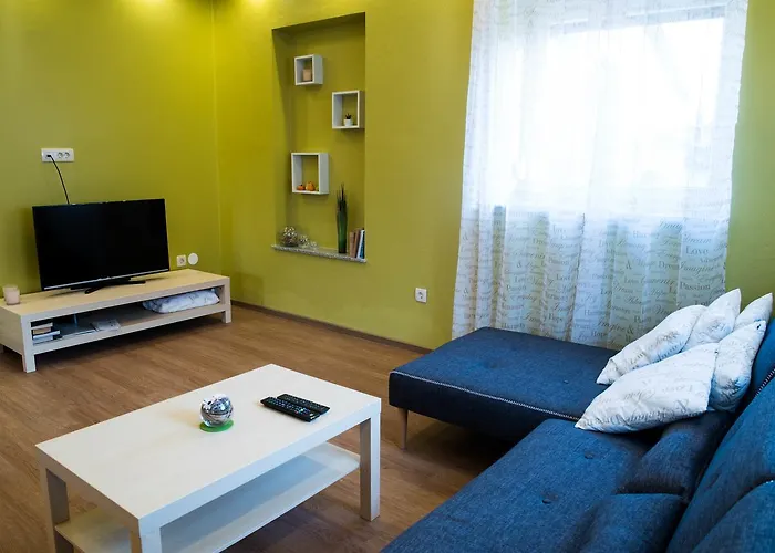 Hisa Na Travniku * Dob