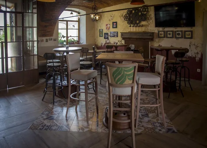 Hisa Na Travniku * Dob